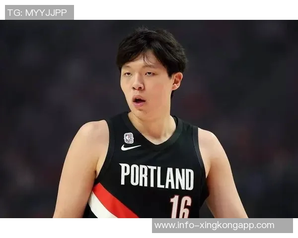 杨瀚森选择防守策略未上抢库里致其射术大放异彩