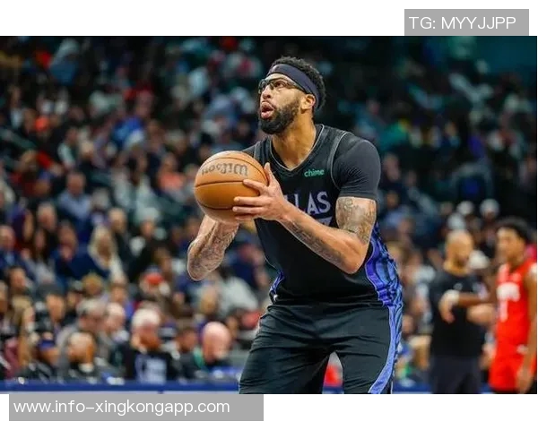 克里斯蒂谈浓眉受伤影响强调球队需保持积极心态迎接挑战